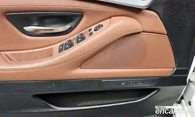 BMW 5-Series 2016 2.0 Автомат в Москве № 159059, миниатюра 8