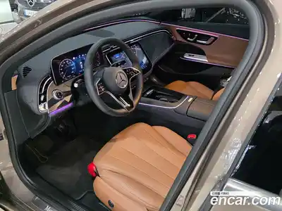 Mercedes-Benz E-Class 2025 2.0 Автомат в Москве № 159973, миниатюра 11