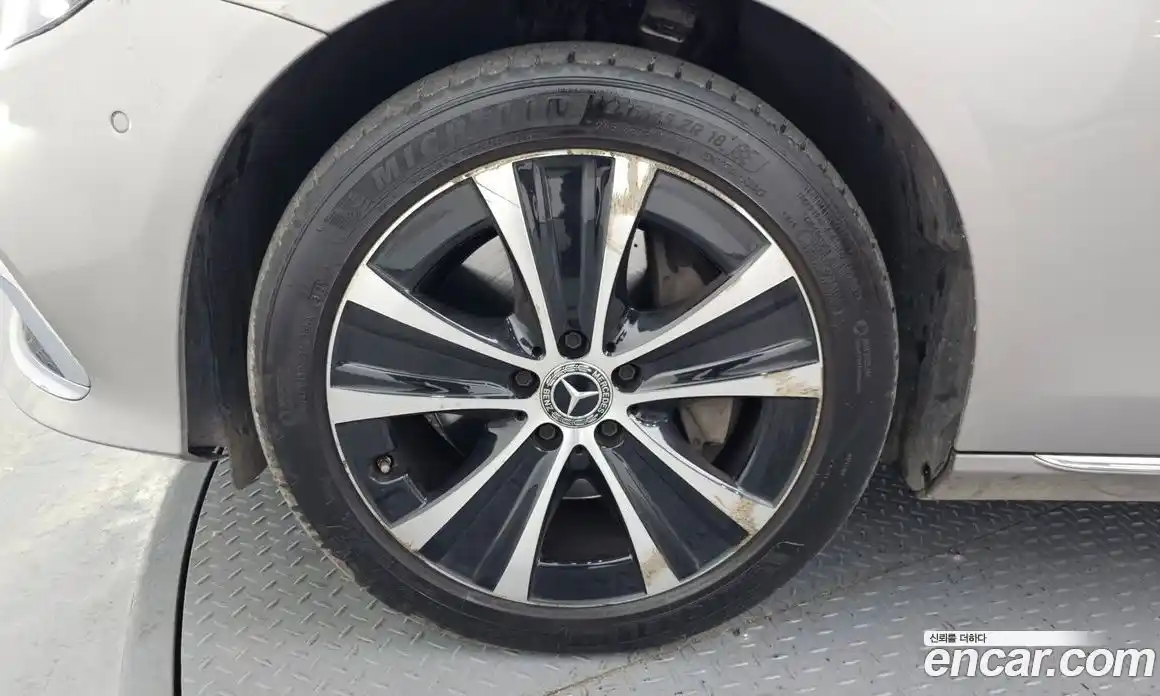 Mercedes-Benz E-Class 2021 2.0 Автомат в Москве № 160361, фото 7