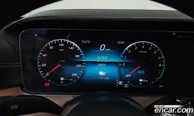 Mercedes-Benz E-Class 2021 2.0 Автомат в Москве № 160361, миниатюра 8