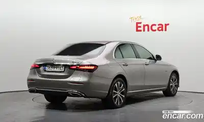 Mercedes-Benz E-Class 2021 2.0 Автомат в Москве № 160361, миниатюра 9