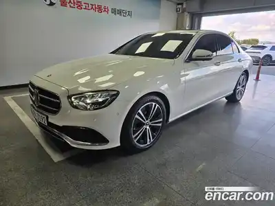 Mercedes-Benz E-Class, 2022