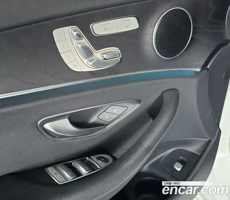 Mercedes-Benz E-Class 2022 2.0 Автомат в Москве № 160454, фото 17