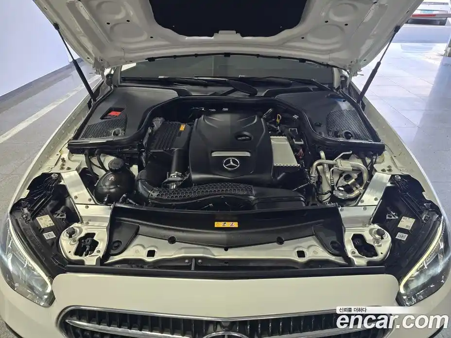 Mercedes-Benz E-Class 2022 2.0 Автомат в Москве № 160454, фото 6