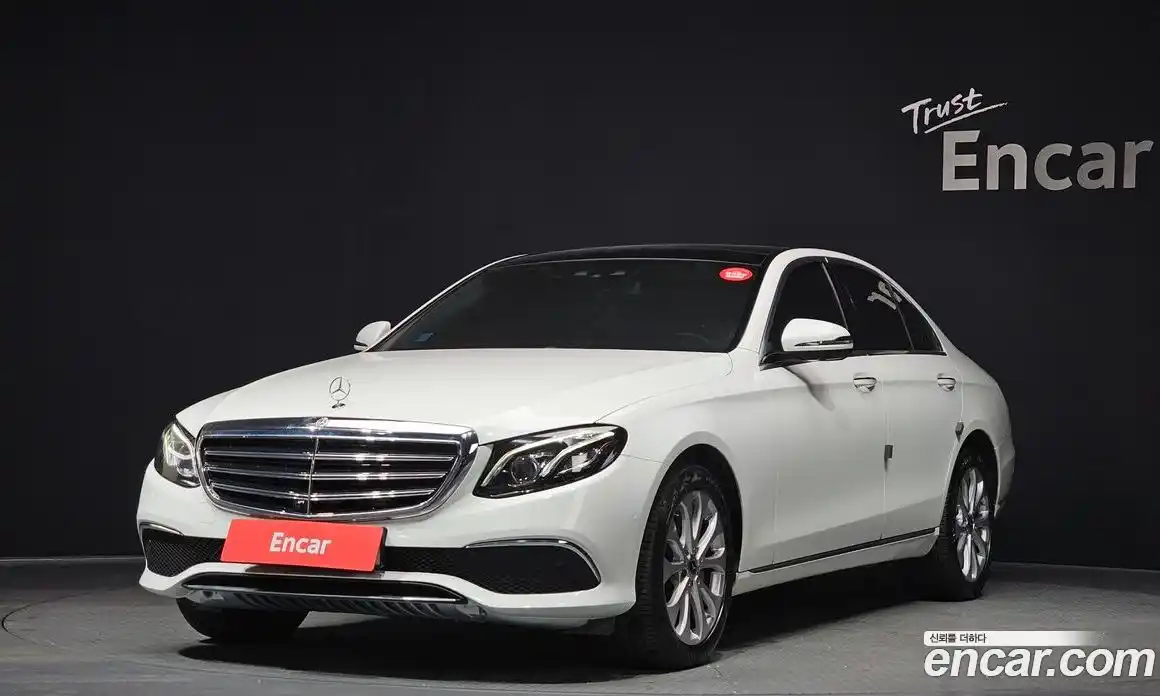 Mercedes-Benz E-Class 2019 2.0 Автомат в Москве № 160905, фото 13