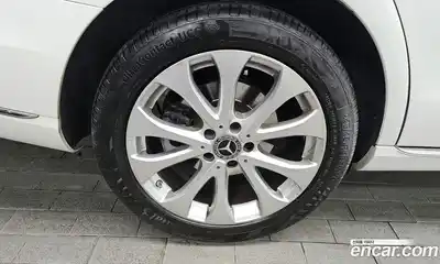 Mercedes-Benz E-Class 2019 2.0 Автомат в Москве № 160905, миниатюра 2