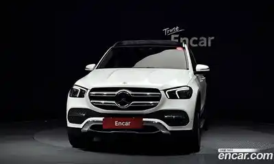 Mercedes-Benz GLE-Class 2023 2.0 Автомат в Москве № 160966, миниатюра 2