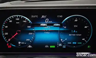 Mercedes-Benz GLE-Class 2023 2.0 Автомат в Москве № 160966, миниатюра 3