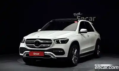 Mercedes-Benz GLE-Class 2023 2.0 Автомат в Москве № 160966, миниатюра 5
