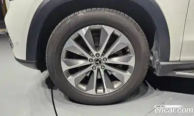 Mercedes-Benz GLE-Class 2023 2.0 Автомат в Москве № 160966, миниатюра 10