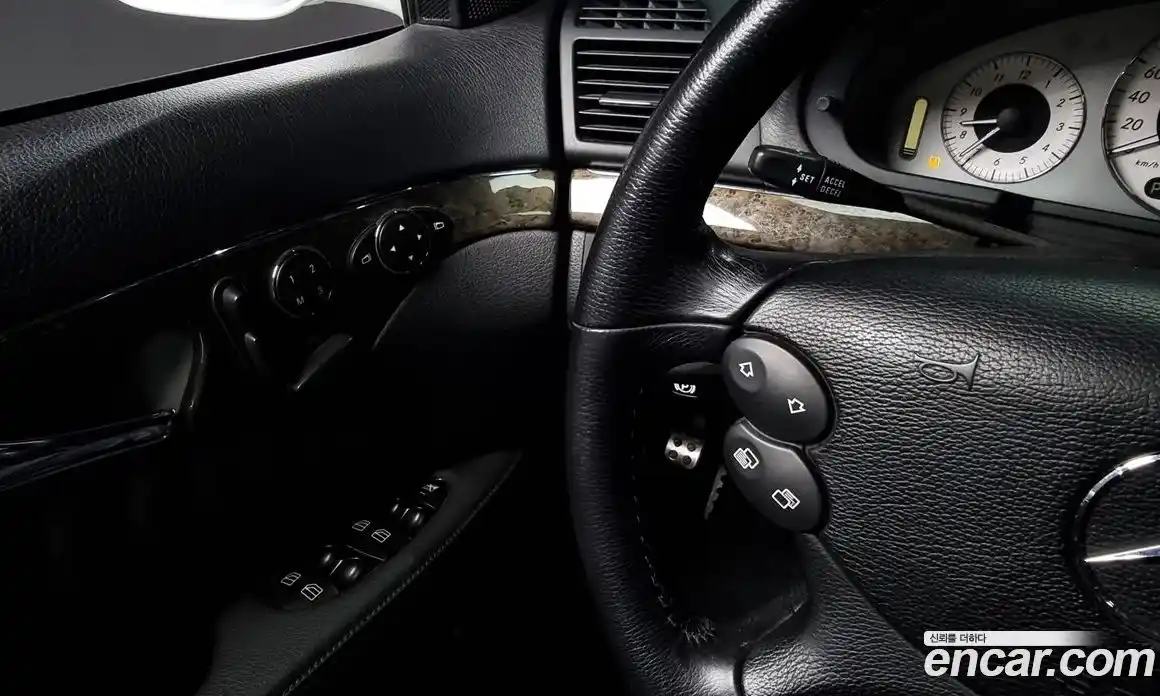 Mercedes-Benz E-Class 2007 3.5 Автомат в Москве № 161291, фото 17