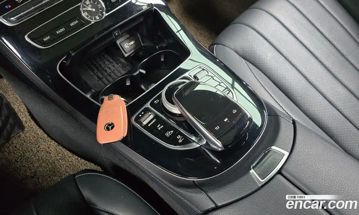 Mercedes-Benz E-Class 2019 2.0 Автомат в Москве № 161356, фото 17