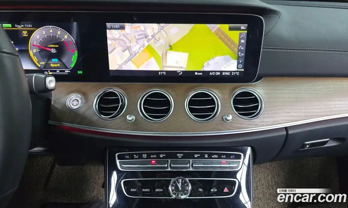 Mercedes-Benz E-Class 2019 2.0 Автомат в Москве № 161356, фото 18