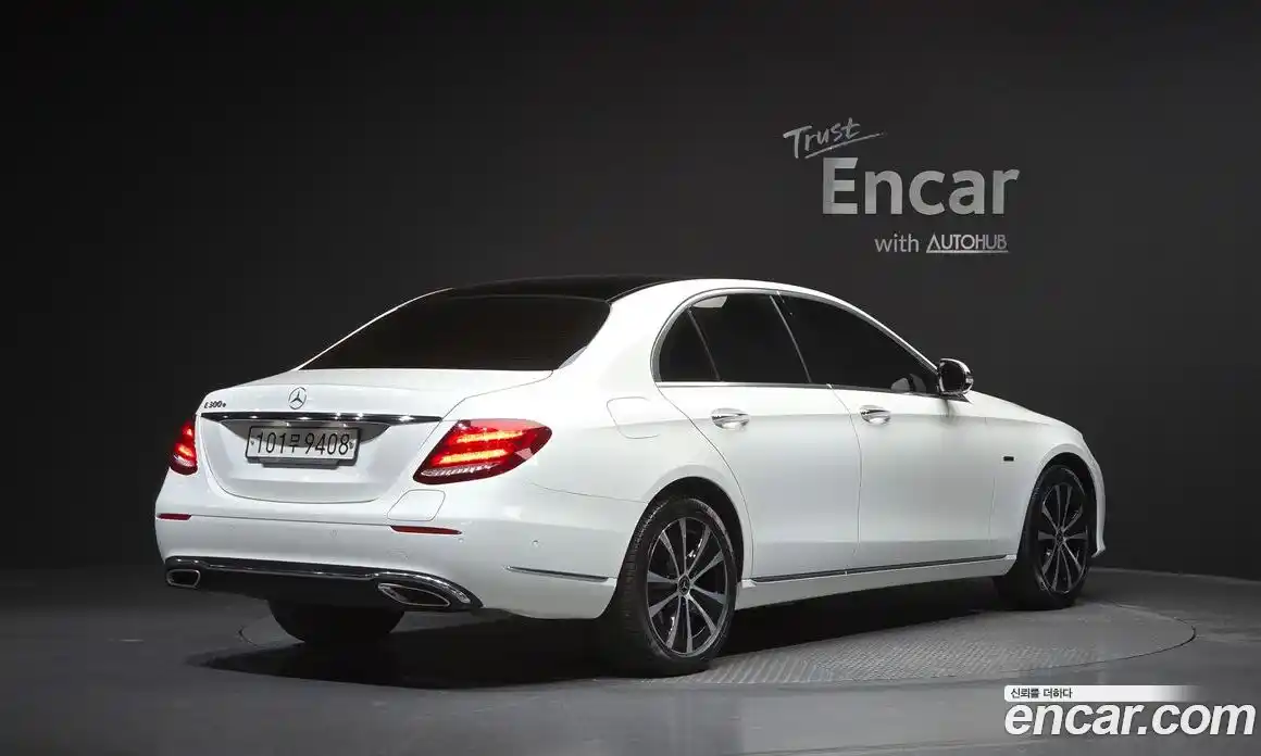 Mercedes-Benz E-Class 2019 2.0 Автомат в Москве № 161356, фото 9