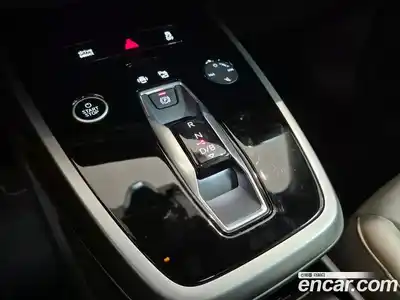 Audi Q4 e-tron 2025 Автомат в Москве № 161774, миниатюра 9