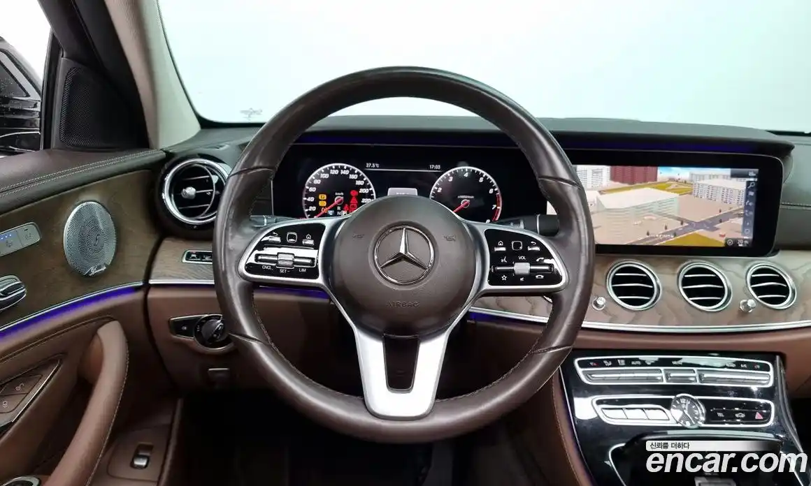 Mercedes-Benz E-Class 2019 2.0 Автомат в Москве № 161831, фото 13