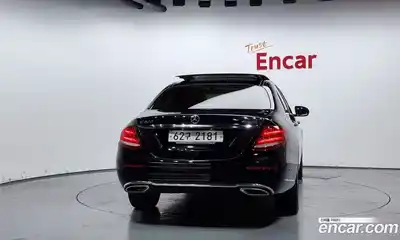 Mercedes-Benz E-Class 2019 2.0 Автомат в Москве № 161831, миниатюра 4