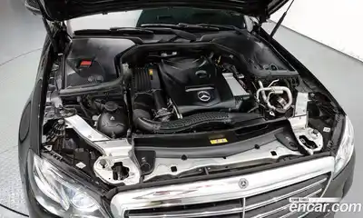 Mercedes-Benz E-Class 2019 2.0 Автомат в Москве № 161831, миниатюра 6