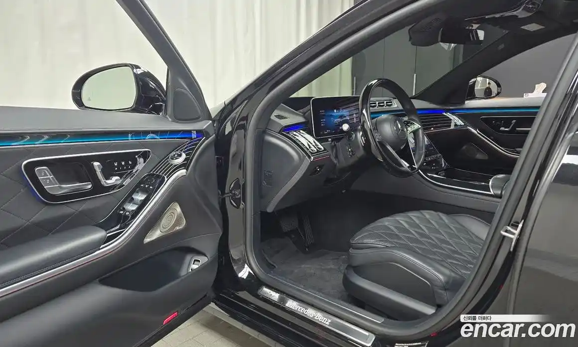 Mercedes-Benz S-Class 2023 4.0 Автомат в Москве № 161987, фото 3