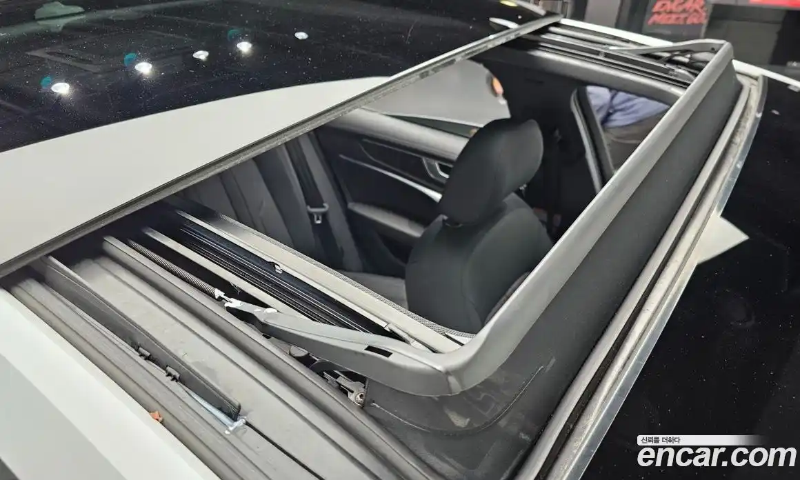 Audi A6 2020 2.0 Автомат в Москве № 162333, фото 11