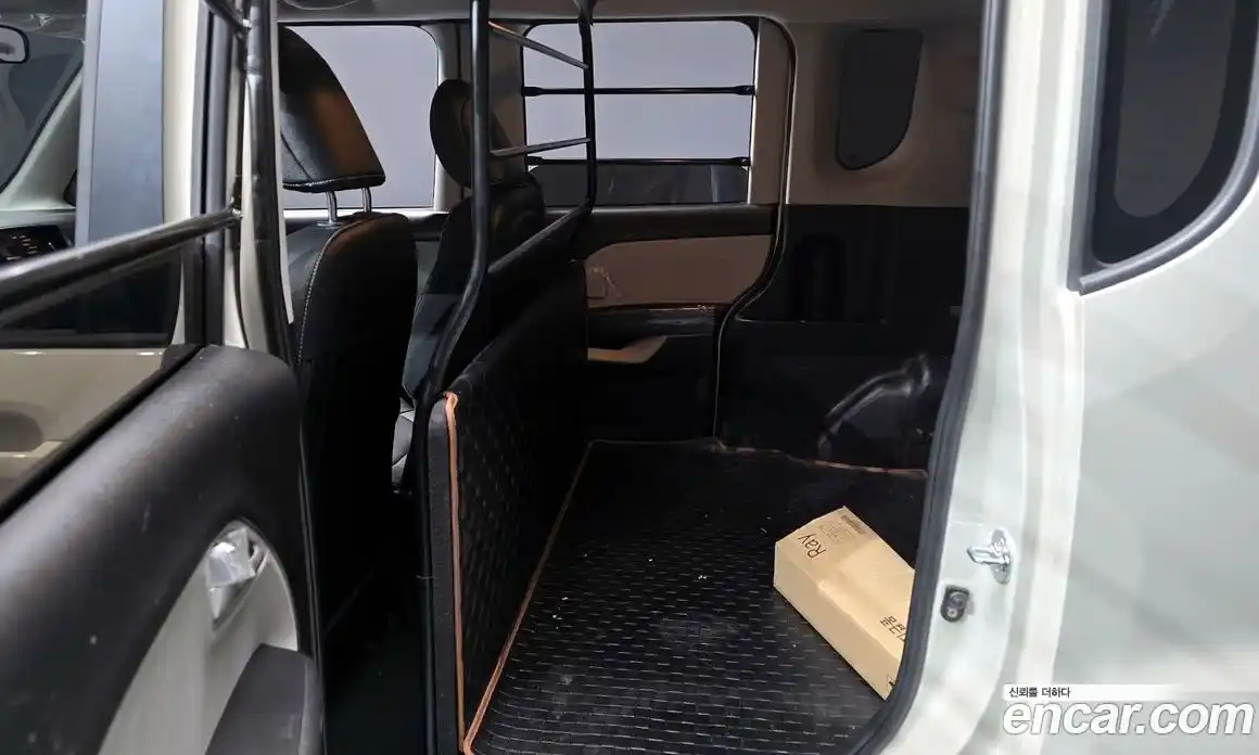 Kia Ray 2024 1.0 Автомат в Москве № 16298, фото 10