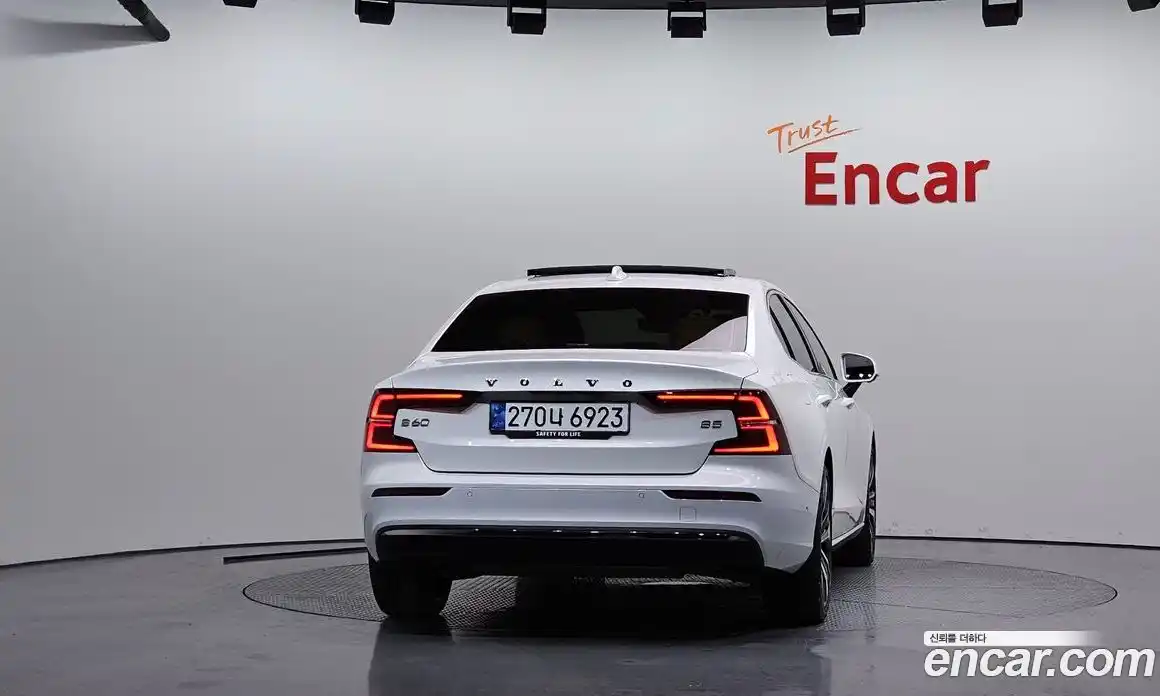 Volvo S60 2025 2.0 Автомат в Москве № 164195, фото 19