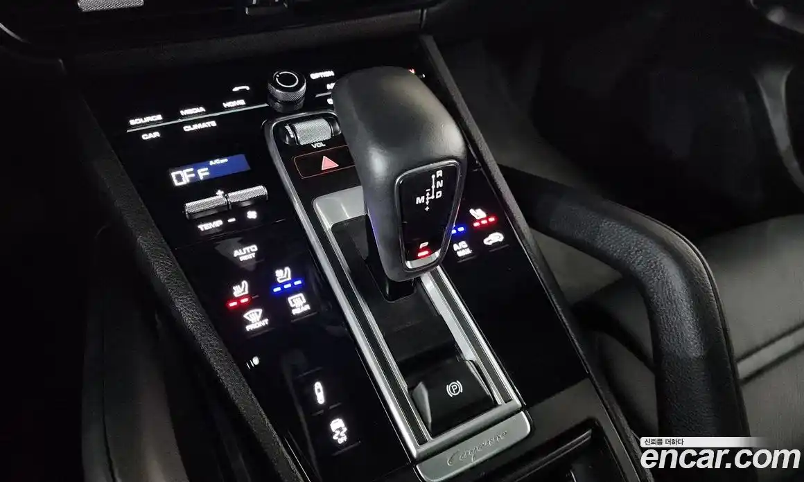 Porsche Cayenne 2023 3.0 Автомат в Москве № 165188, фото 9