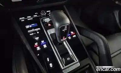 Porsche Cayenne 2023 3.0 Автомат в Москве № 165188, миниатюра 9