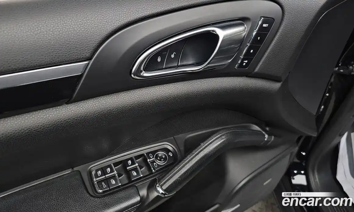 Porsche Cayenne 2013 4.1 Автомат в Москве № 165710, фото 1