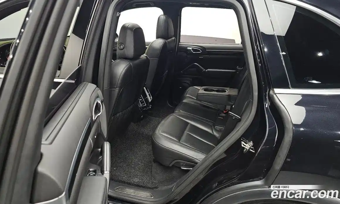 Porsche Cayenne 2013 4.1 Автомат в Москве № 165710, фото 15