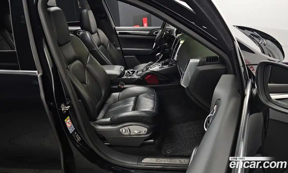 Porsche Cayenne 2013 4.1 Автомат в Москве № 165710, фото 10