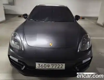 Porsche Panamera, 2020