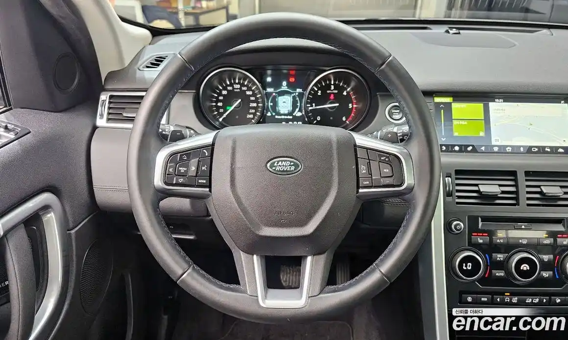 Land Rover Discovery Sport 2019 2.0 Автомат в Москве № 166131, фото 13