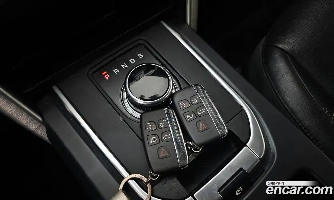 Land Rover Discovery Sport 2019 2.0 Автомат в Москве № 166131, фото 9