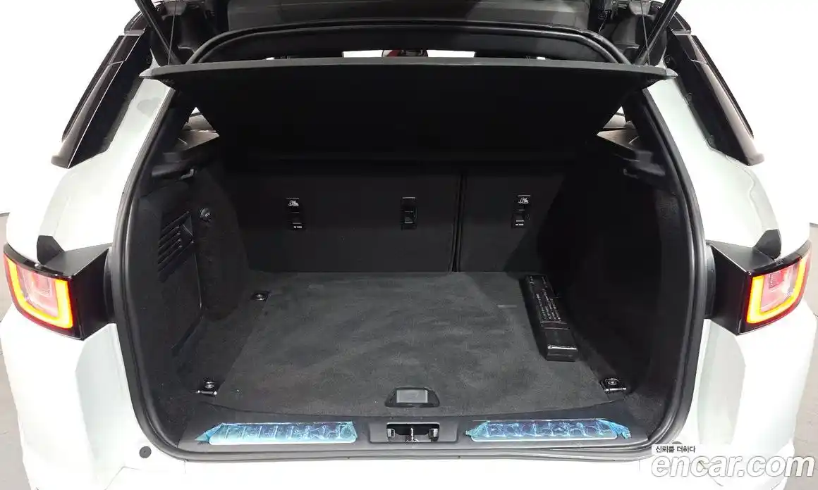 Land Rover Range-Rover Evoque 2017 2.0 Автомат в Москве № 166397, фото 6