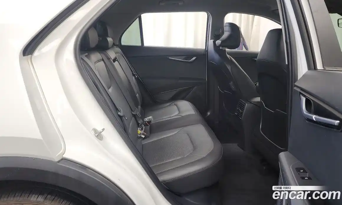 Kia Niro 2023 1.6 Автомат в Москве № 16657, фото 13