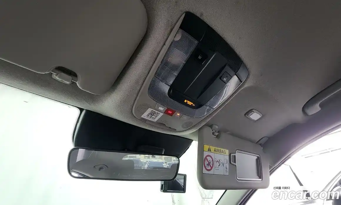 Kia Niro 2023 1.6 Автомат в Москве № 16657, фото 14