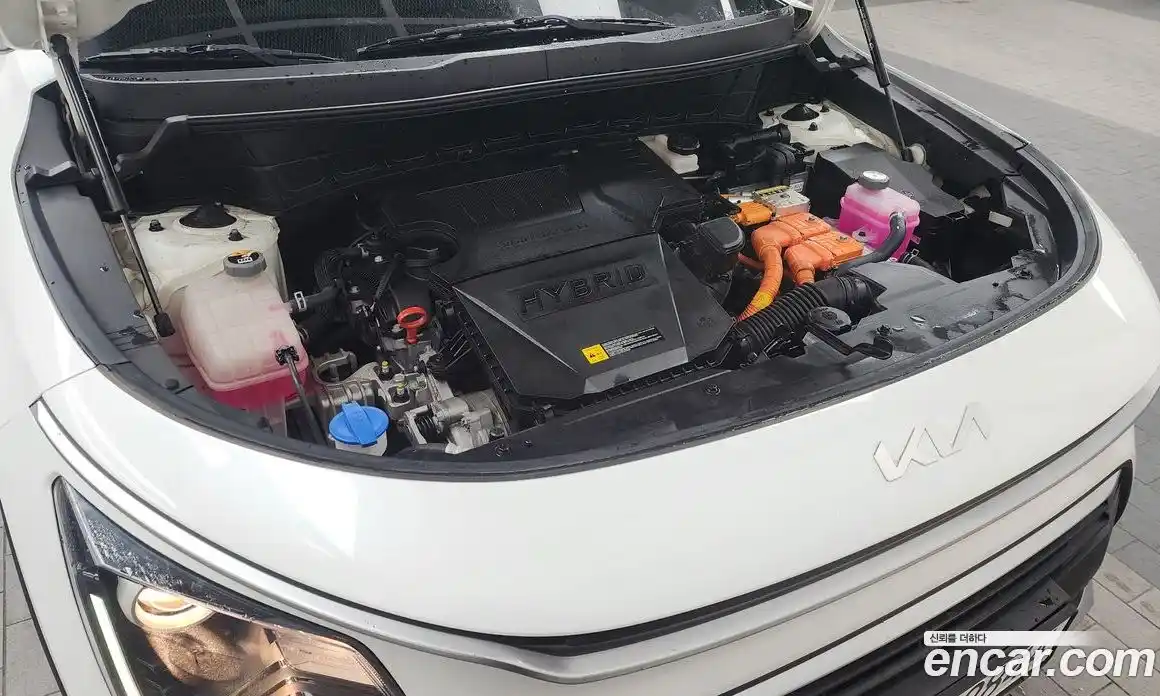 Kia Niro 2023 1.6 Автомат в Москве № 16657, фото 16