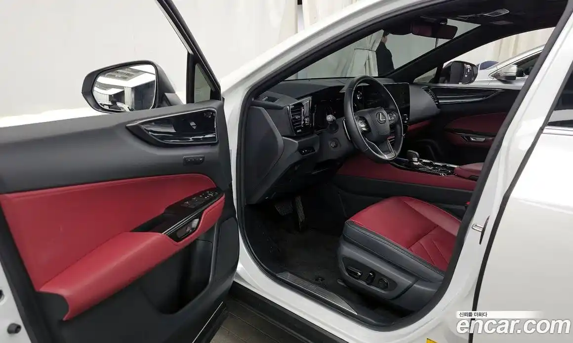 Lexus NX 2025 2.5 Автомат в Москве № 168043, фото 18