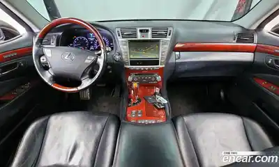 Lexus LS 2012 4.6 Автомат в Москве № 168222, миниатюра 7