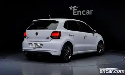 Volkswagen Polo 2016 1.4 Автомат в Москве № 169059, миниатюра 9