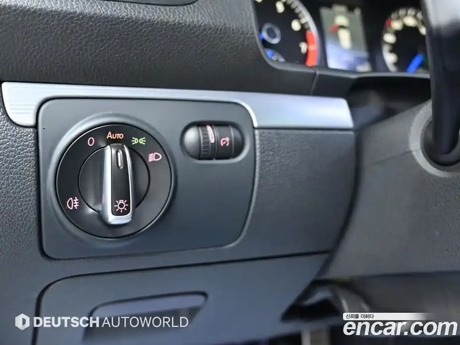 Volkswagen Scirocco 2014 2.0 Автомат в Москве № 169288, фото 16