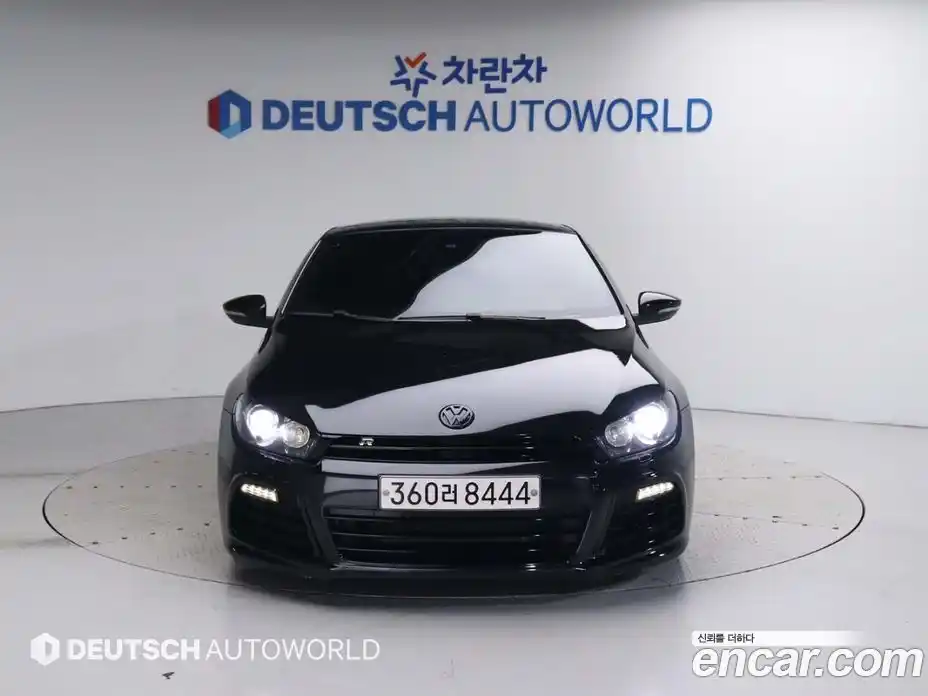 Volkswagen Scirocco 2014 2.0 Автомат в Москве № 169288, фото 3