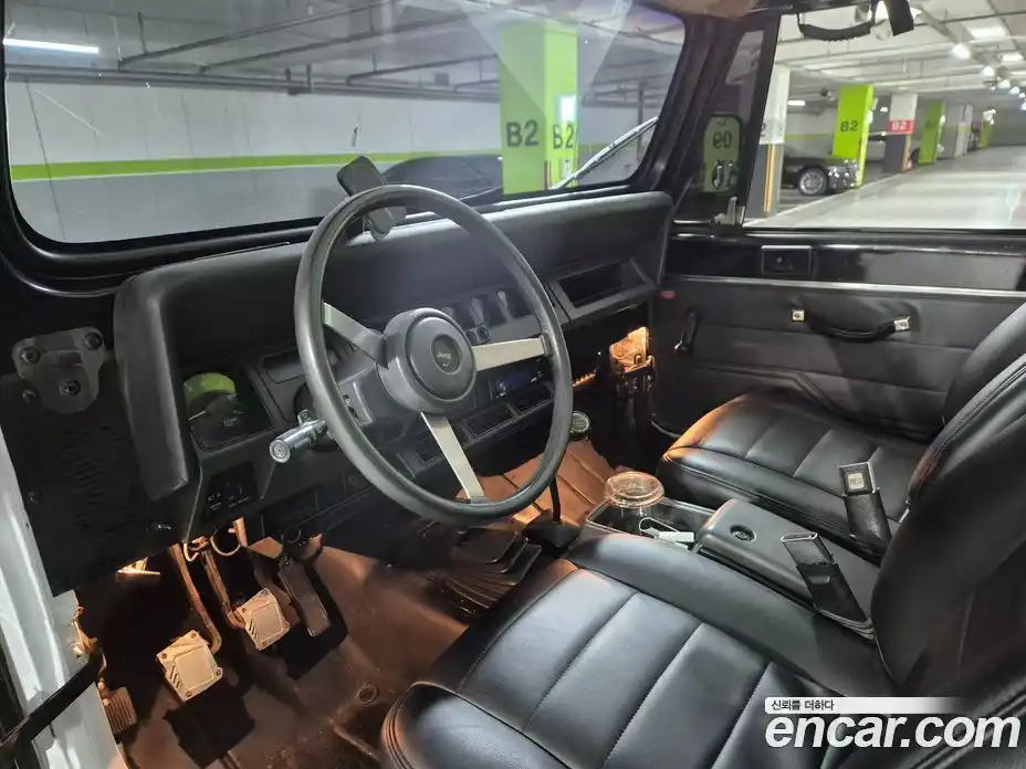 Jeep Wrangler 1992 2.5 Механическая в Москве № 169936, фото 5