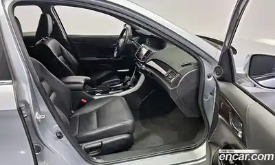 Honda Accord 2017 2.4 Автомат в Москве № 170477, миниатюра 2