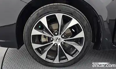 Honda Civic 2013 1.8 Автомат в Москве № 170555, миниатюра 5