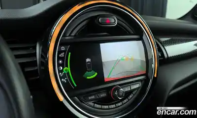 Mini Cooper Convertible 2021 2.0 Автомат в Москве № 172358, миниатюра 11