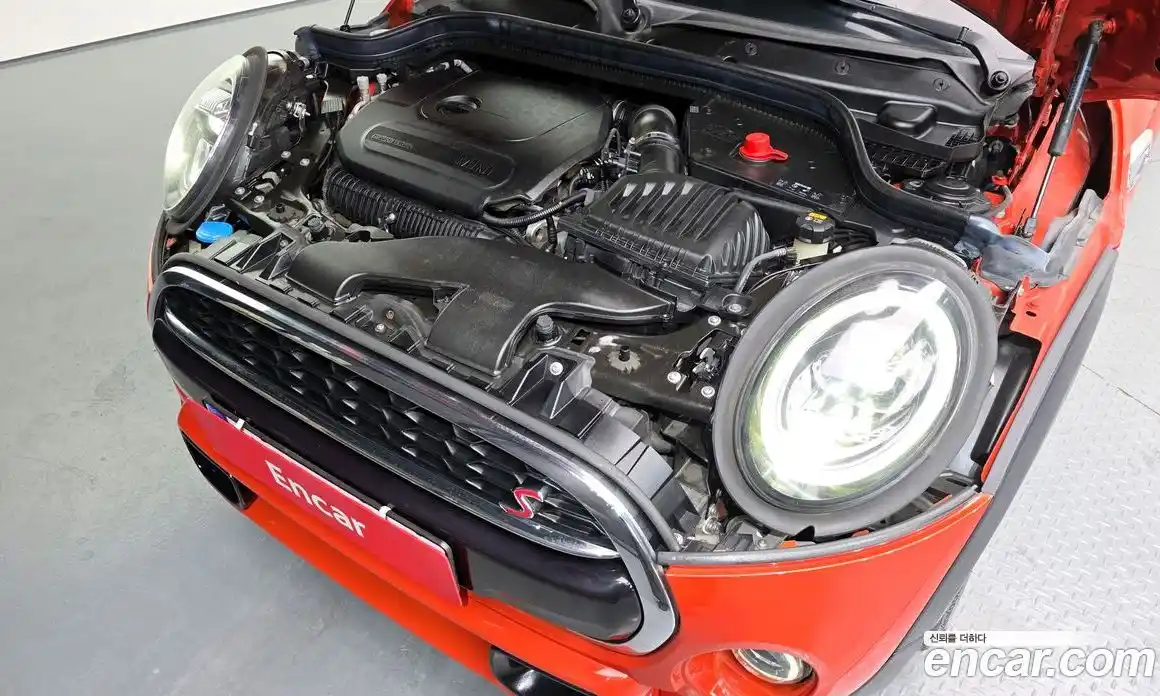 Mini Cooper Convertible 2021 2.0 Автомат в Москве № 172358, фото 17