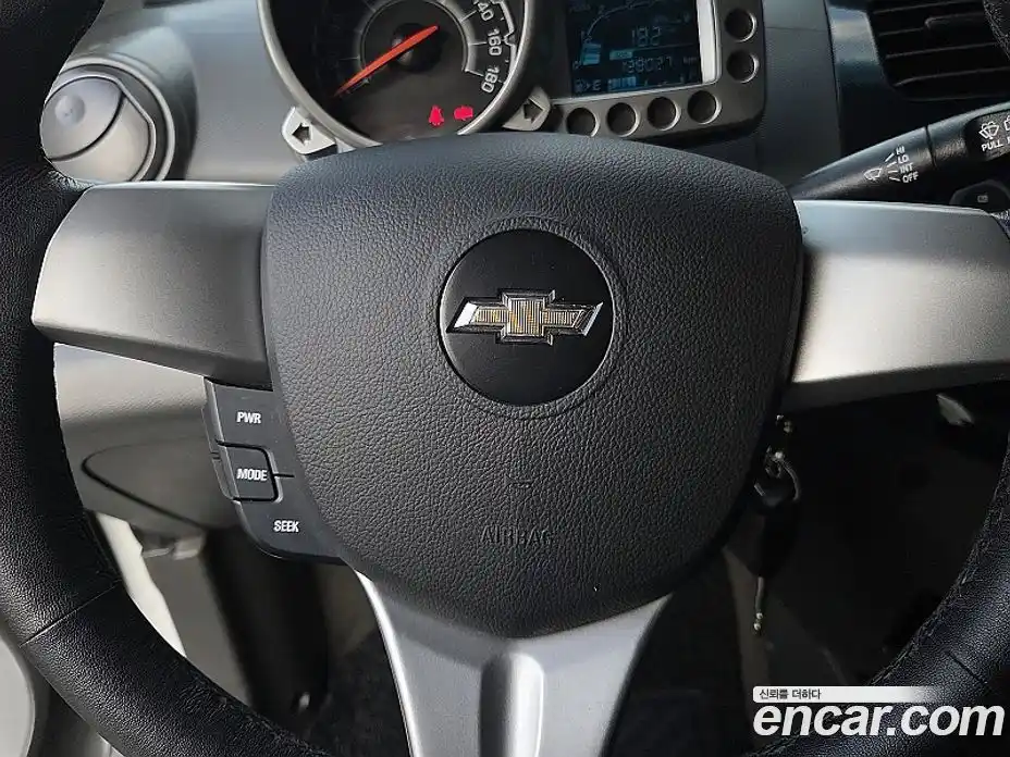 Chevrolet Spark 2012 1.0 Автомат в Москве № 174410, фото 12