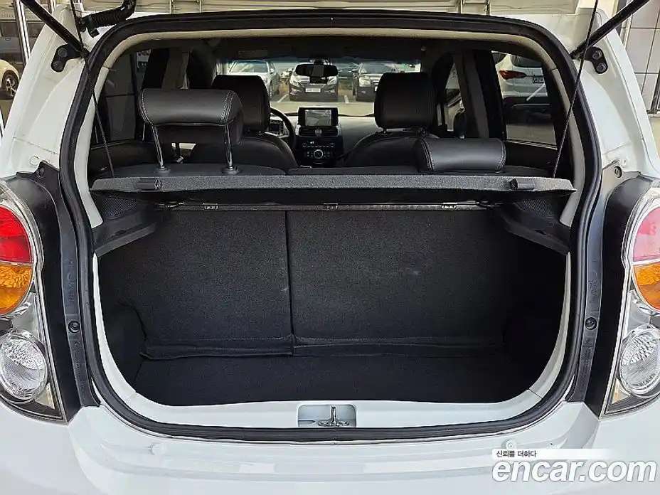 Chevrolet Spark 2012 1.0 Автомат в Москве № 174410, фото 18